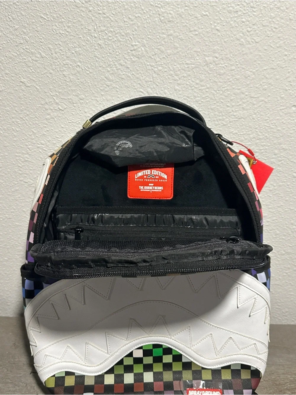 Sprayground Limited Edition Pixel Shark Backpack NWT Color Shift Checkered